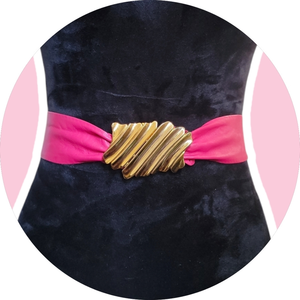 ✨️🌸Vintage Leather Belt 🌸✨️